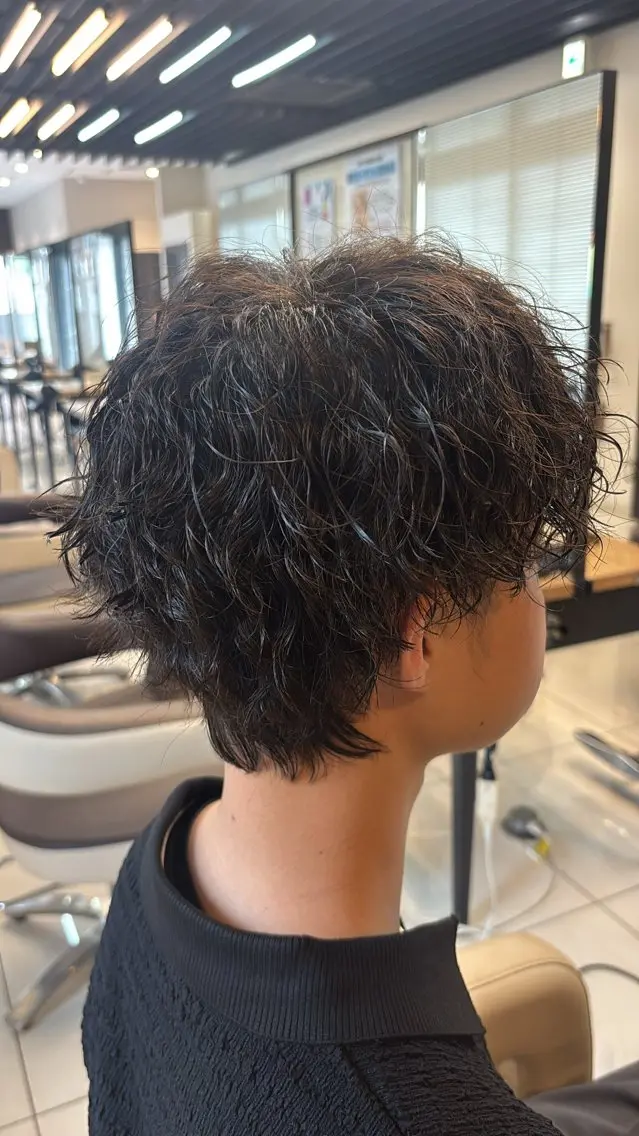 ショート パーマ ツイストスパイラルパーマ スパイラルパーマ LiTA長嶺 小佐井悠未のヘアスタイル