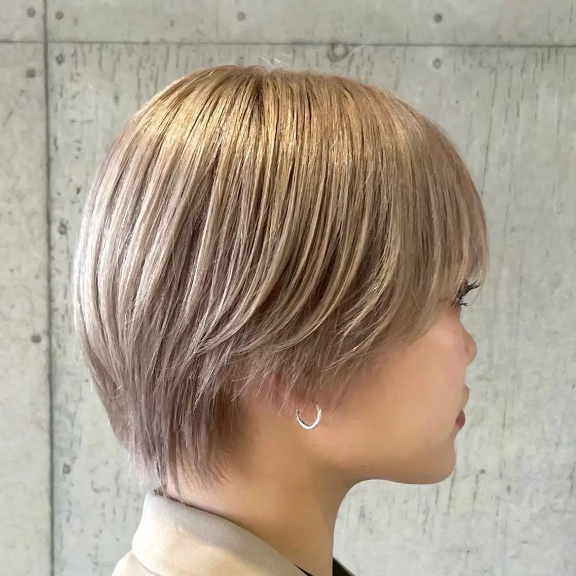ショート カラー 透明感ダブルカラー ×レイヤー🌝リオのヘアスタイル