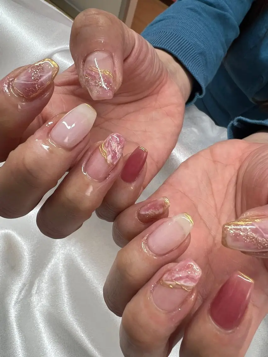 ネイル 持ち込み Emi lyのネイルデザイン
