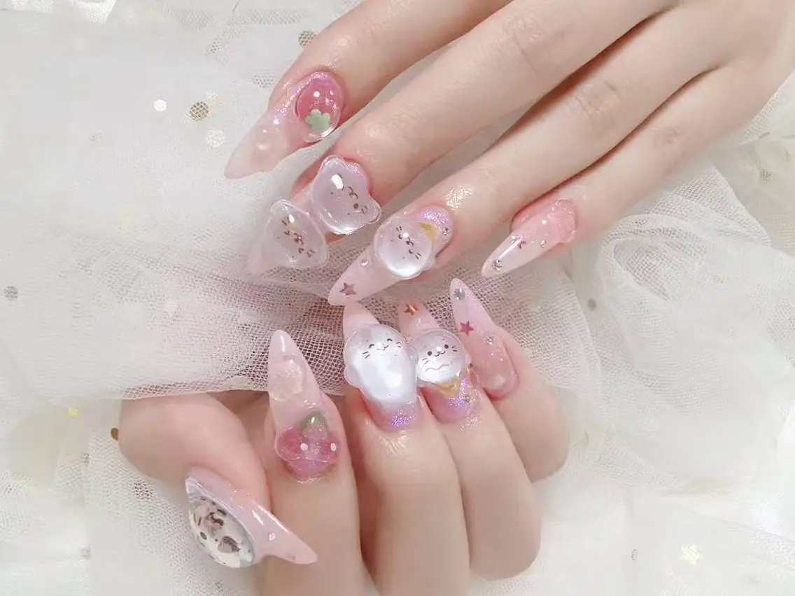 ネイル ジョリ kasumi🌹💅のネイルデザイン