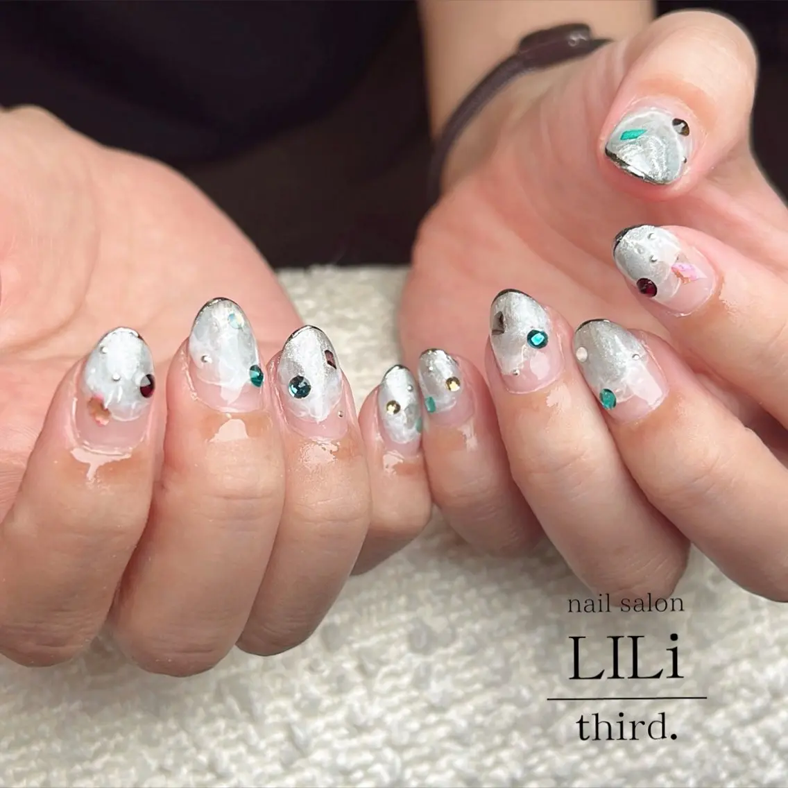 ネイル ゴールド ニュアンスネイル ハンドネイル Saya ᵕ̈*のネイルデザイン