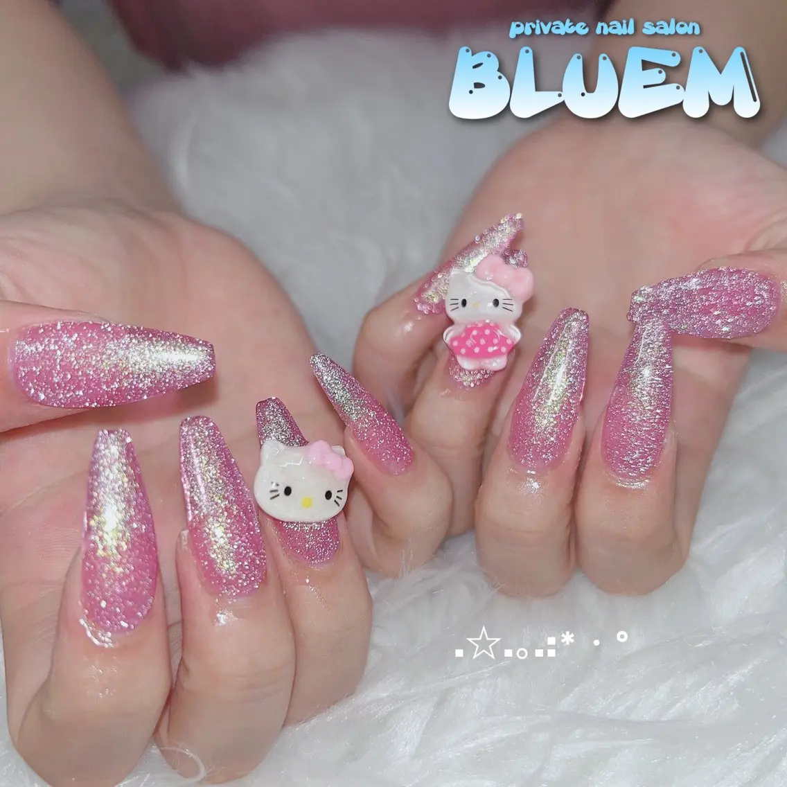 ネイル フラッシュネイル ラメ(グリッター) ハンドネイル BLUEM なな🐶のネイルデザイン
