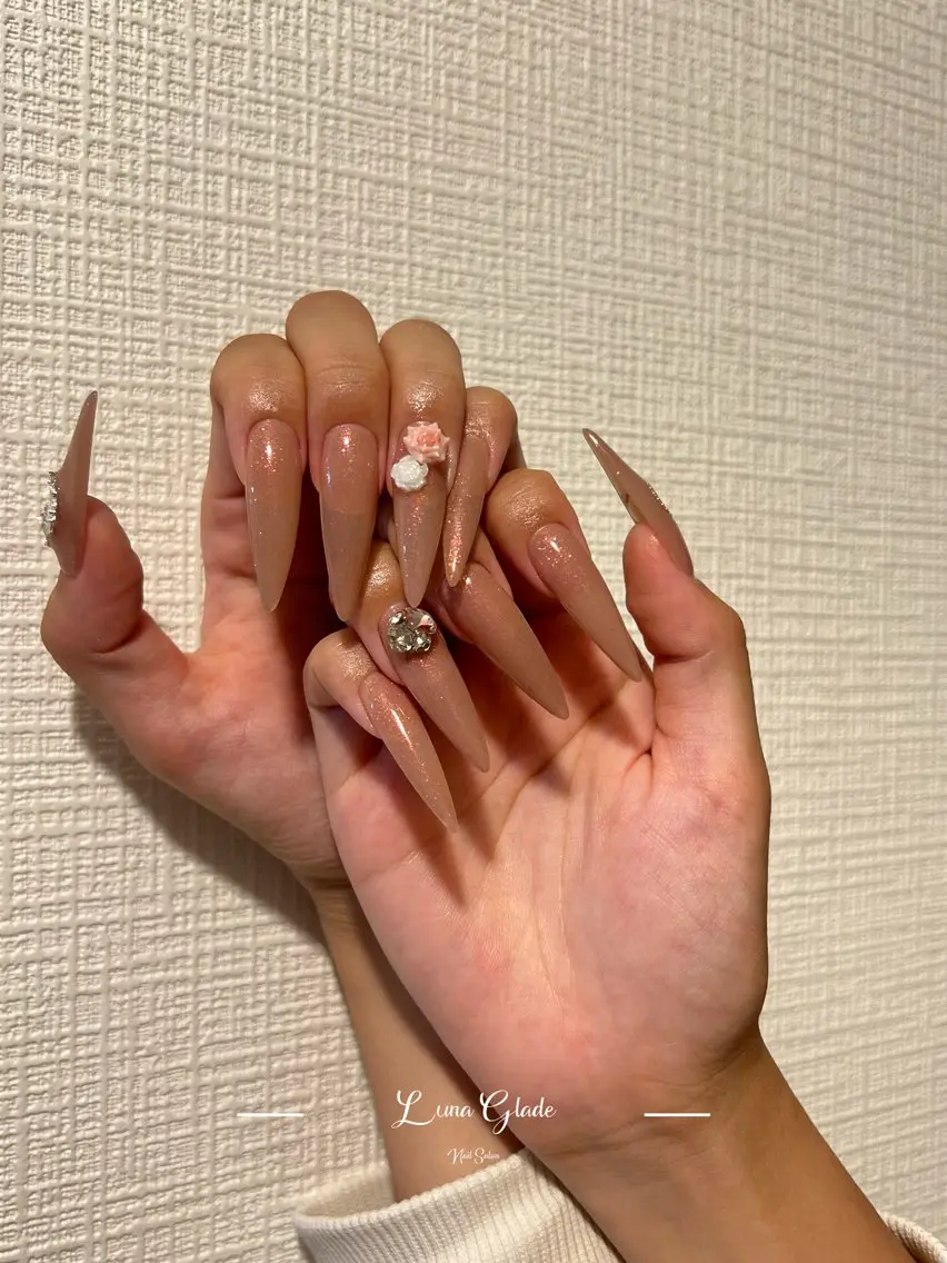 ネイル ハンドネイル Luna Gladeのネイルデザイン