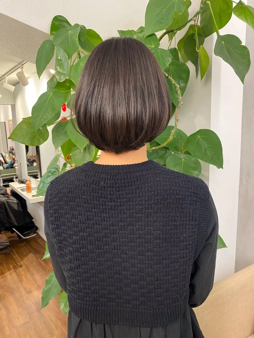 ショート カラー ブラウンカラー 透明感カラー JESSI / Sopiのヘアスタイル