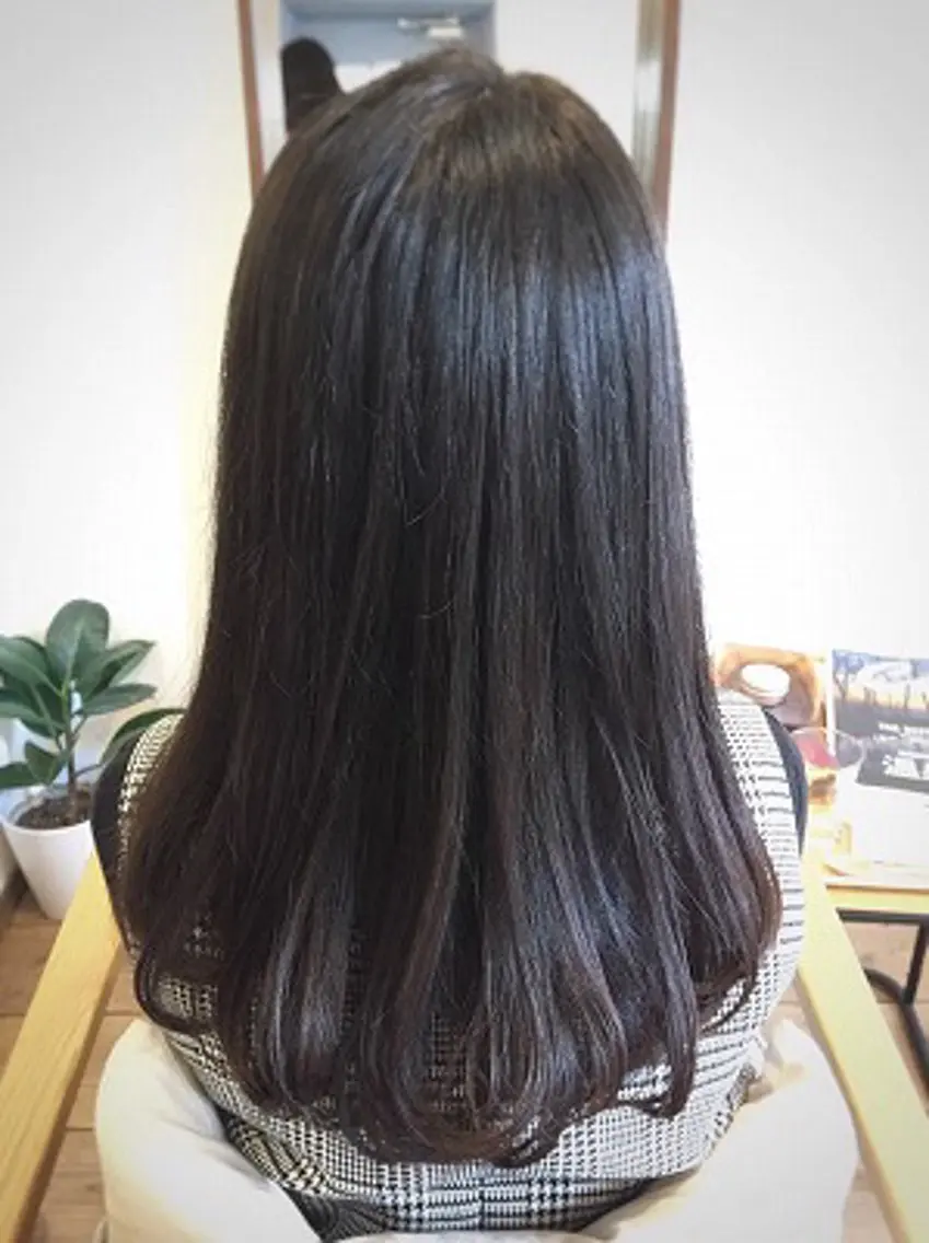 ロング カット トリートメント nest のヘアスタイル