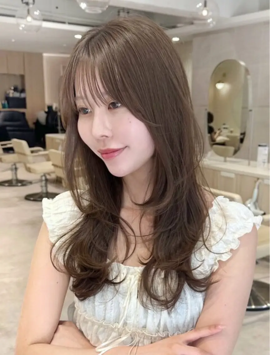 セミロング カラー 韓国風ヘア レイヤーカット 小顔カット カット カット無料｜レイヤー カット｜韓国モテへアのヘアスタイル