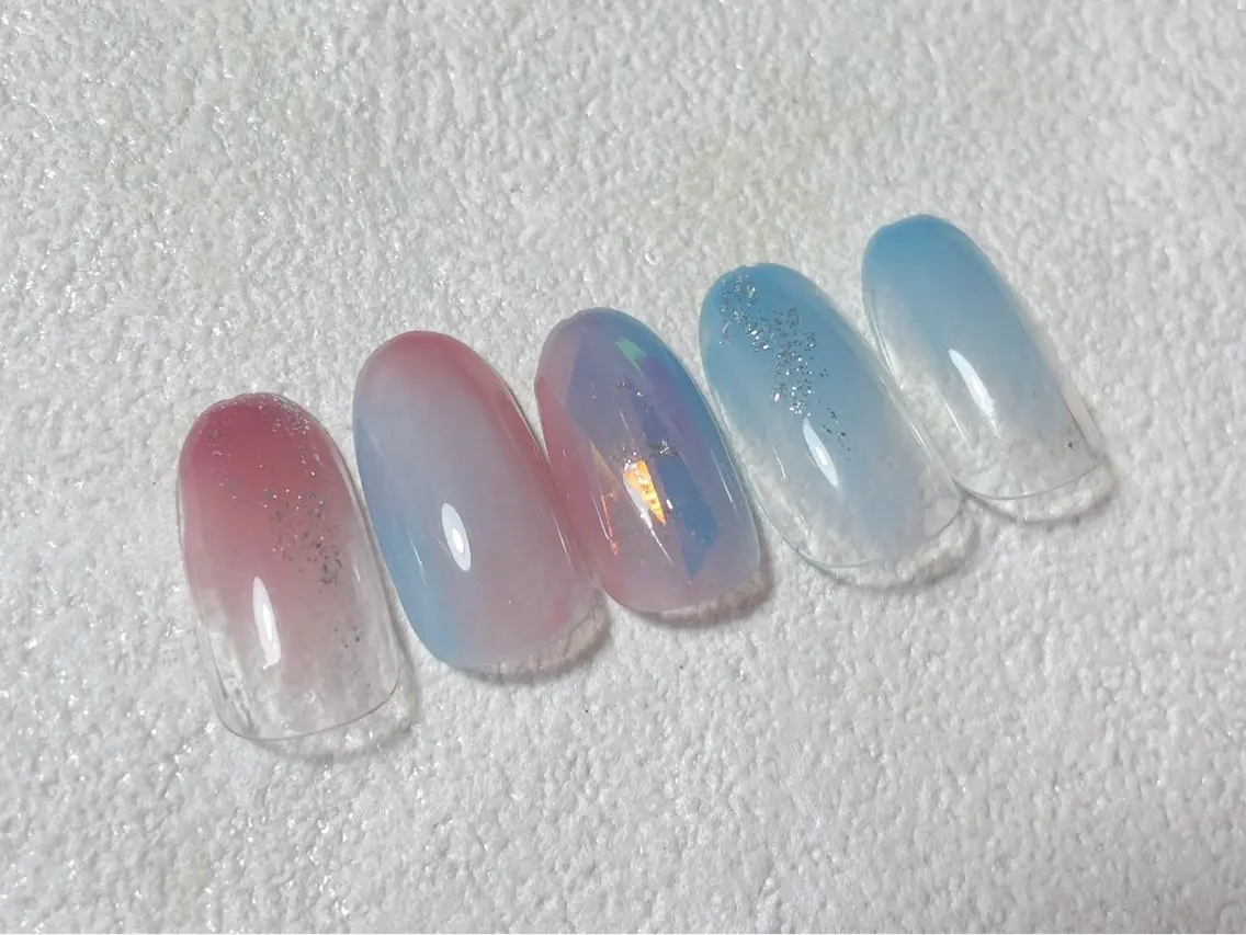 ネイル オーロラネイル フットネイル フレンチネイル ジェルネイル マグネットネイル ハンドネイル mogunail &blowのネイルデザイン