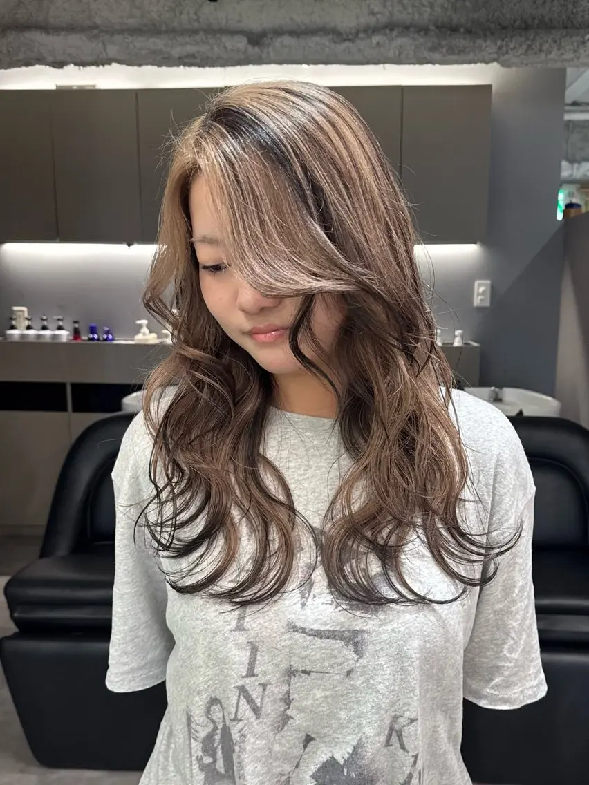ロング カラー ヘアカラー ハイトーン/名古屋 Hinakiのヘアスタイル
