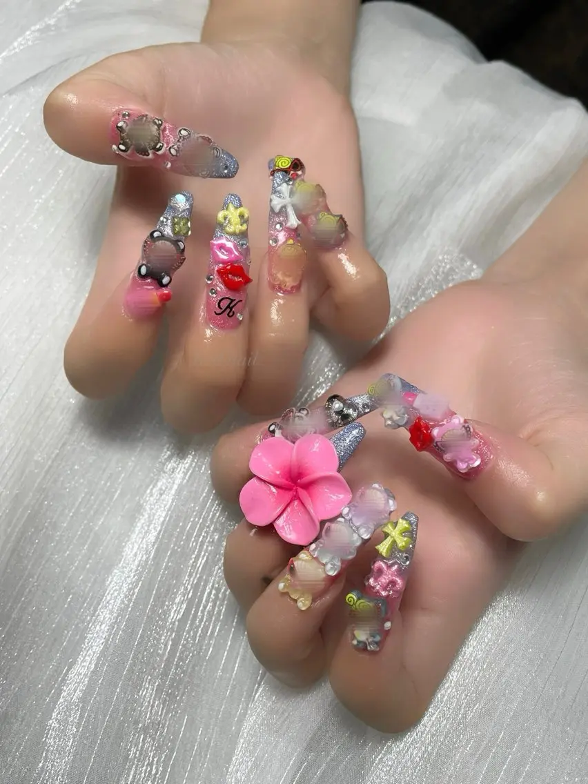 ネイル グラデーション ロングネイル マグネットネイル 夏ネイル ハンドネイル K suzuのネイルデザイン