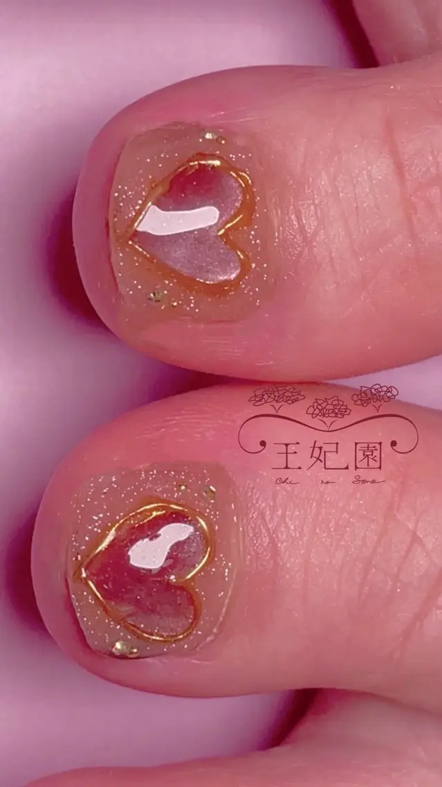 ネイル フットネイル ハート キラキラネイル ラメ(グリッター) マグネットネイル 王妃の園 ohinosonoのネイルデザイン