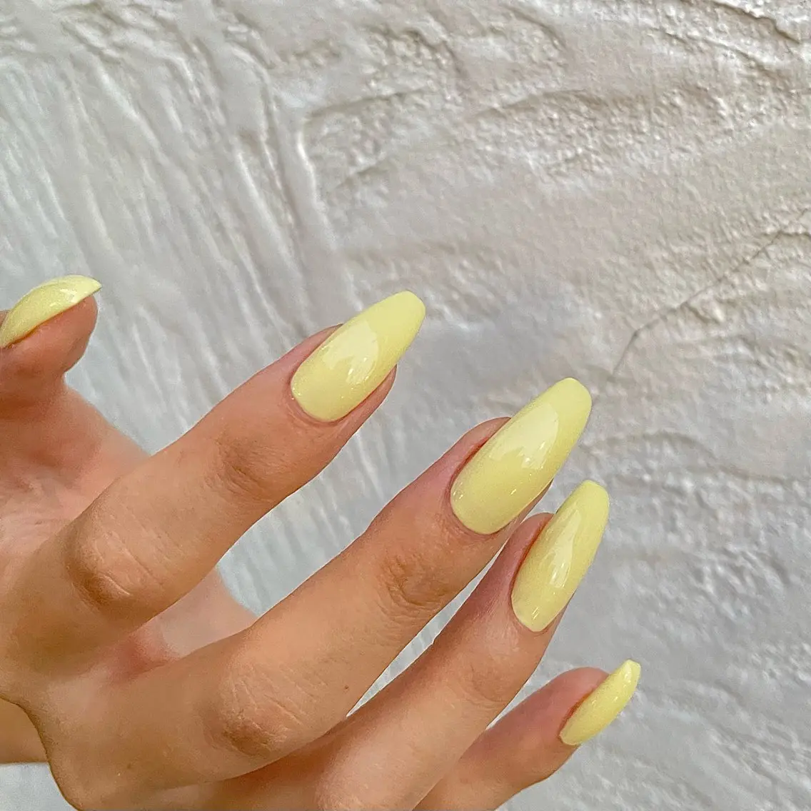 ネイル ワンカラーネイル ハンドネイル Nailsalon BLOOM🌷 山崎のネイルデザイン