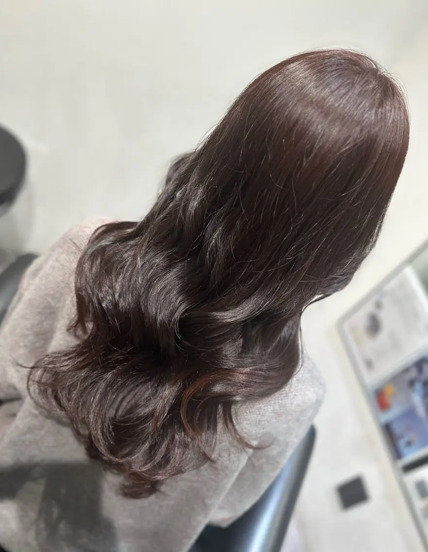 ロング カラー カット ヘアカラー 平田 七海のヘアスタイル