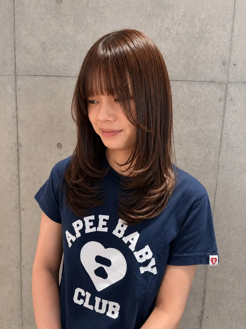 セミロング カット 南 菜花のマツエク・マツパデザイン
