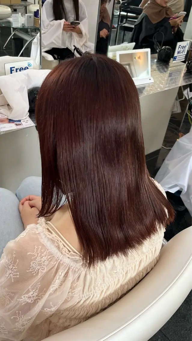 ミディアム カラー ヘアカラー トリートメント 🫧小林舞衣 🌙のヘアスタイル