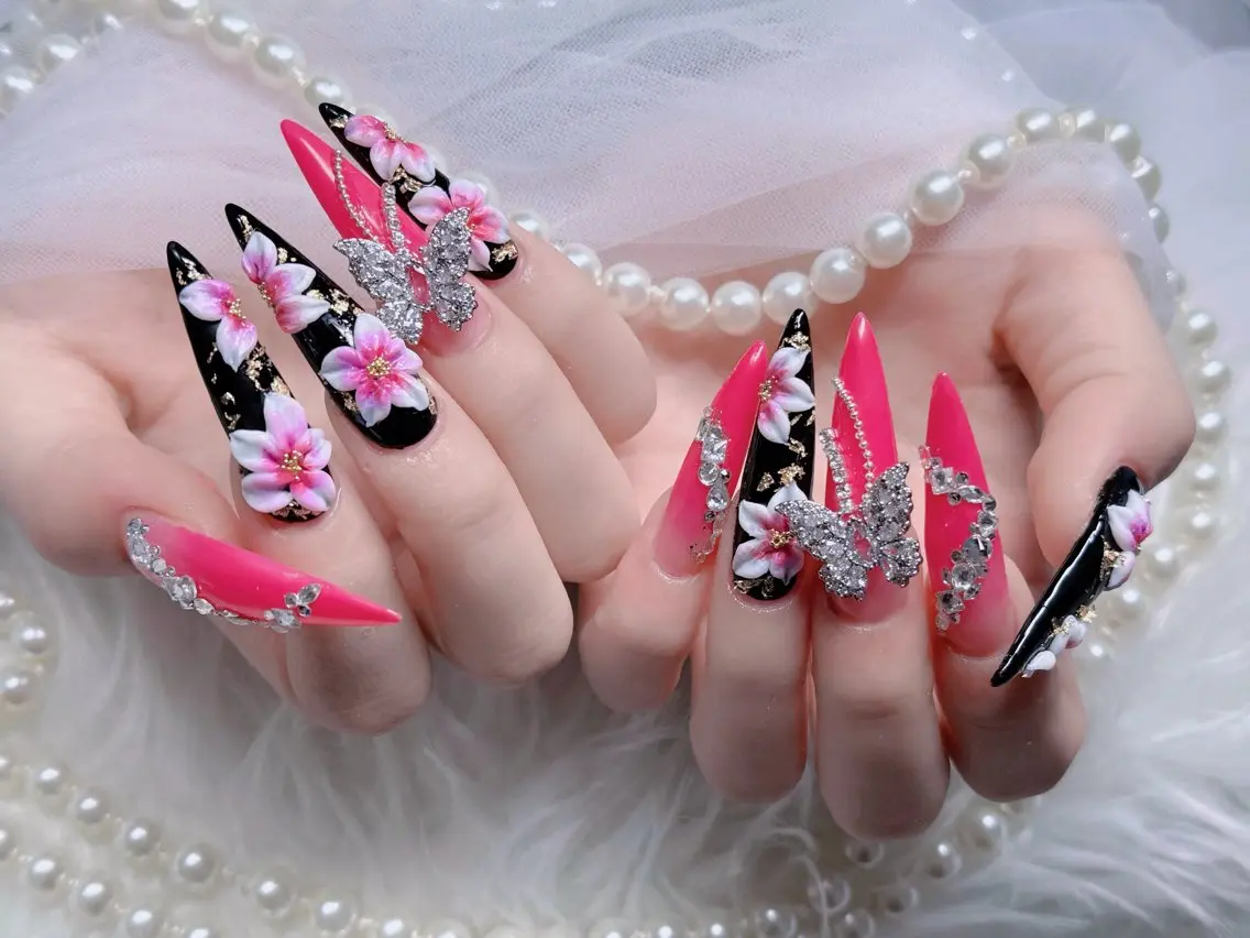 ネイル アートネイル ボルドー フレンチネイル ジェルネイル 氷ネイル・うるうるネイル ハンドネイル H.baby Nail Salonのネイルデザイン