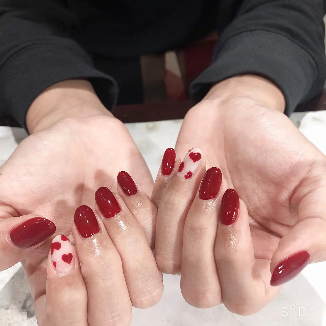 ネイル バレンタイン ハンドネイル 吉野✨ ネイルデザイナー✨のネイルデザイン