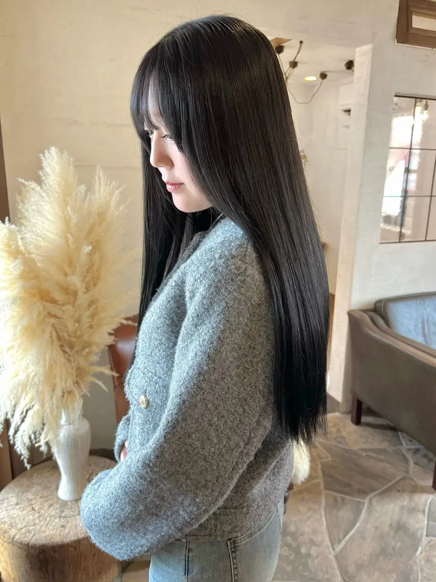 ロング カラー 吉井 凜音のヘアスタイル