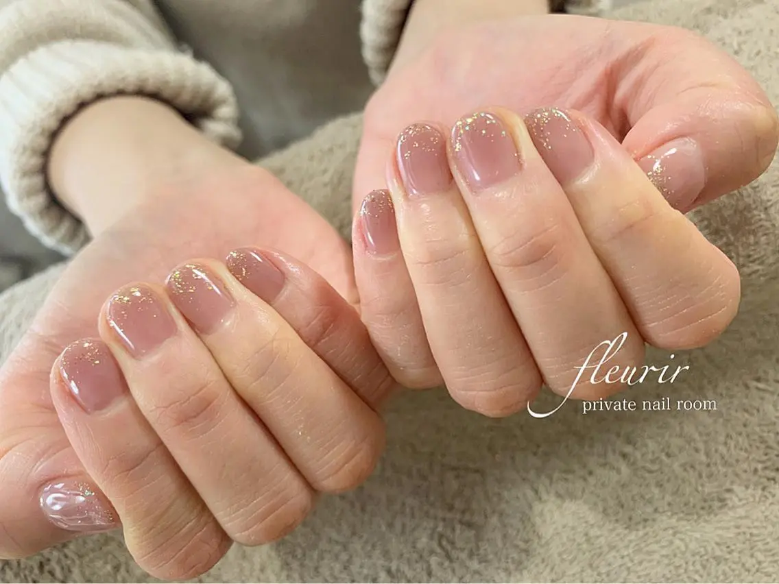 ネイル ラメ(グリッター) フルリール 【プライベートサロンのネイルデザイン