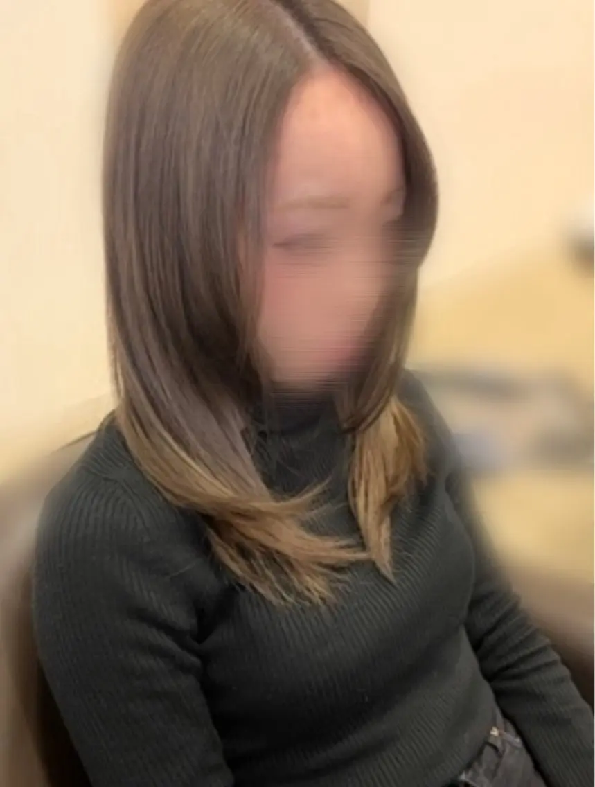 ミディアム カラー NOA 曽田のヘアスタイル