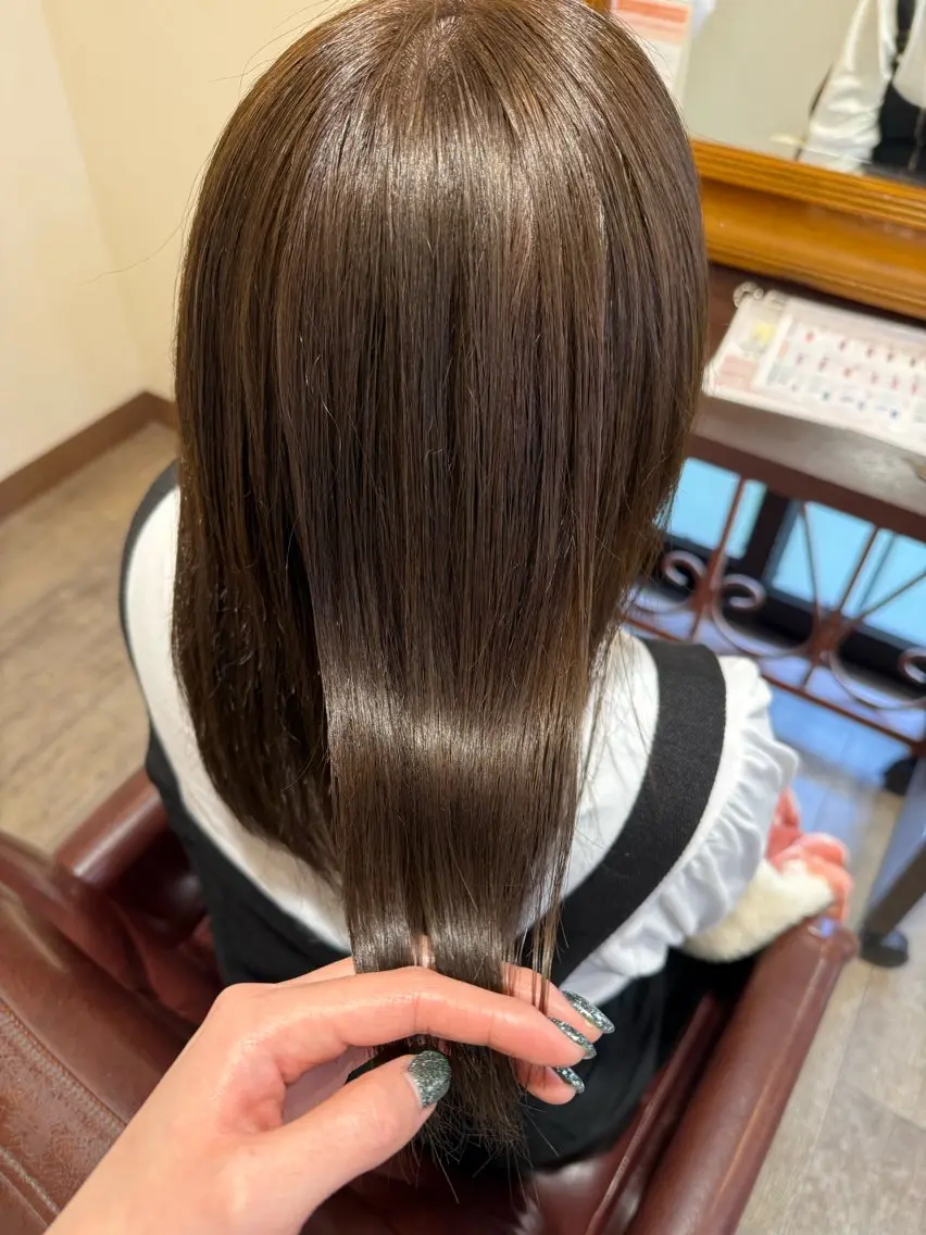 カラー 中村紫乃/艶髪. 縮毛矯正.白髪染めのヘアスタイル