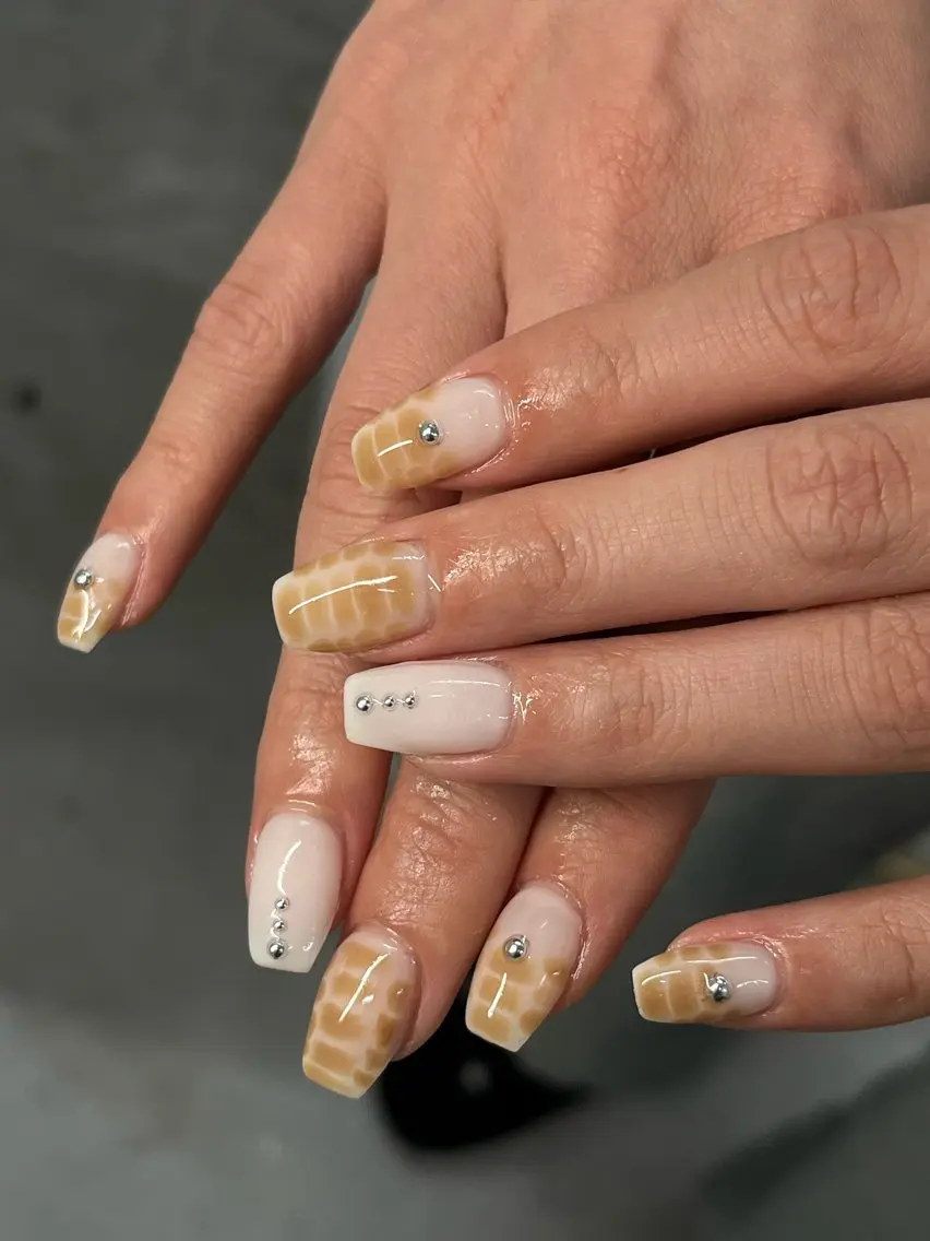 ネイル ハンドネイル schon 🎀saraのネイルデザイン