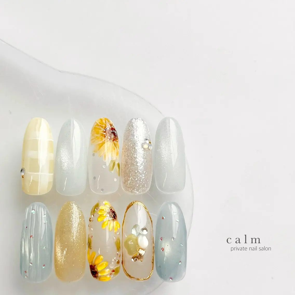 ネイル ハンドネイル calm 〔ｶｰﾑ〕のネイルデザイン