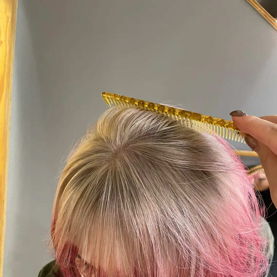 ミディアム カラー ベージュカラー レッドカラー ホワイトベージュ ヘアカラー トリートメント noa ☪︎のヘアスタイル