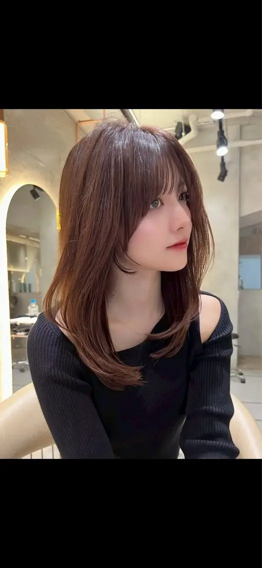 ミディアム カット ヘアカラー トリートメント 縮毛矯正/レイヤー 顔周/艶カラ-/笑璃のヘアスタイル