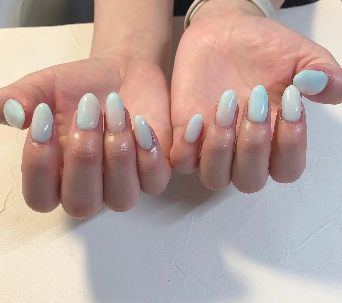 ネイル ブルー グラデーション nails 🎀meのネイルデザイン