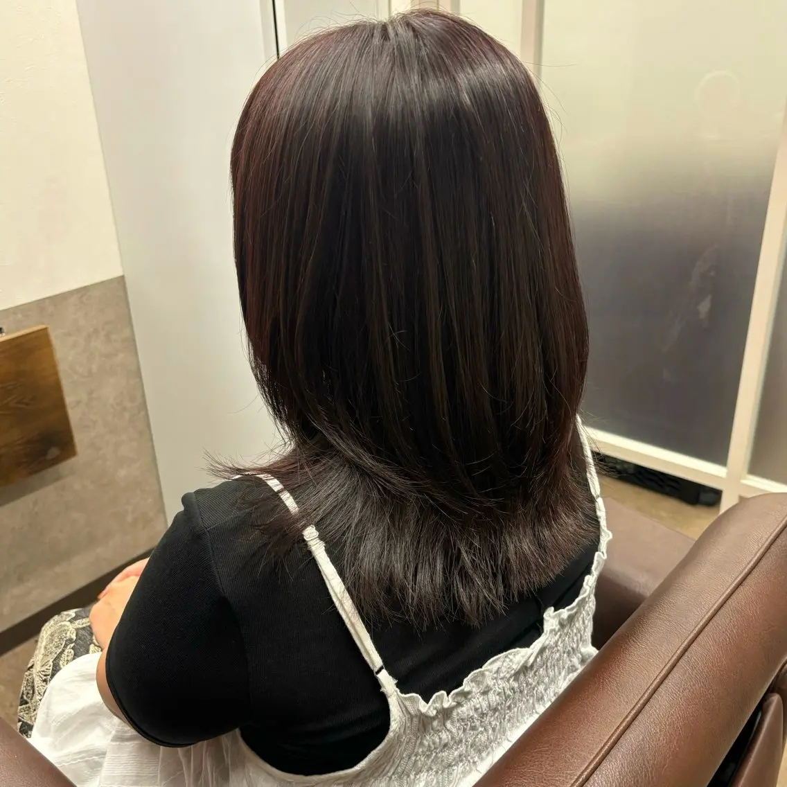 ミディアム ラベンダーブラウン レイヤーカット カット ヘアカラー トリートメント 渡部 喜子のヘアスタイル