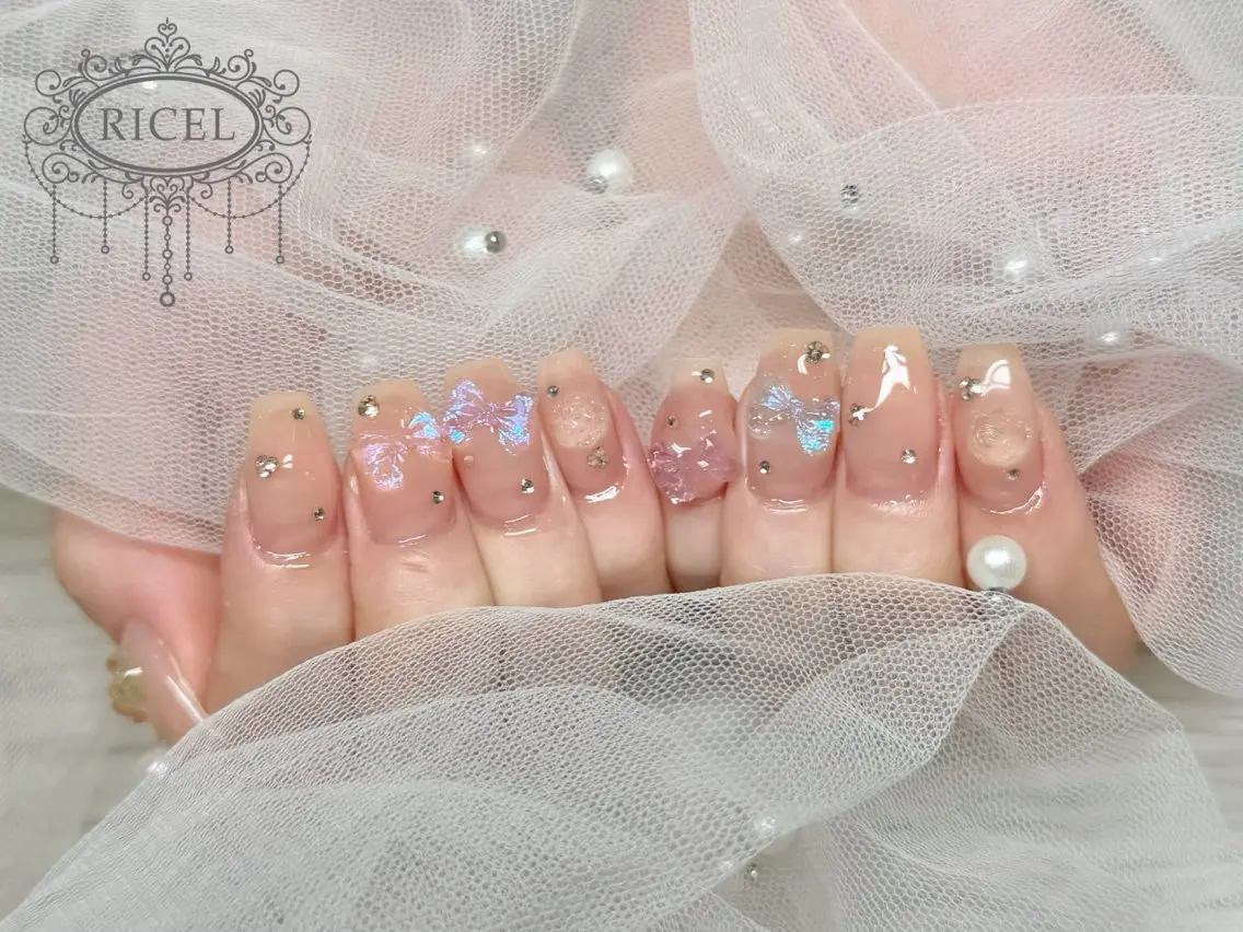 ネイル クリアネイル 韓国ネイル 持ち込み リボン 夏ネイル ハンドネイル MIYU 🩶のネイルデザイン