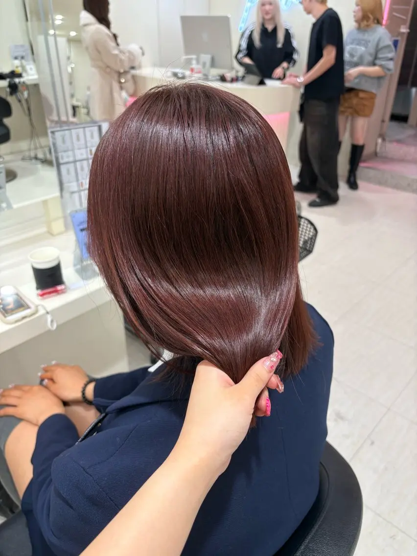 セミロング カラー ヘアアレンジ ピンクカラー ヘアカラー トリートメント 💟RINNA 艶カラー💟のヘアスタイル