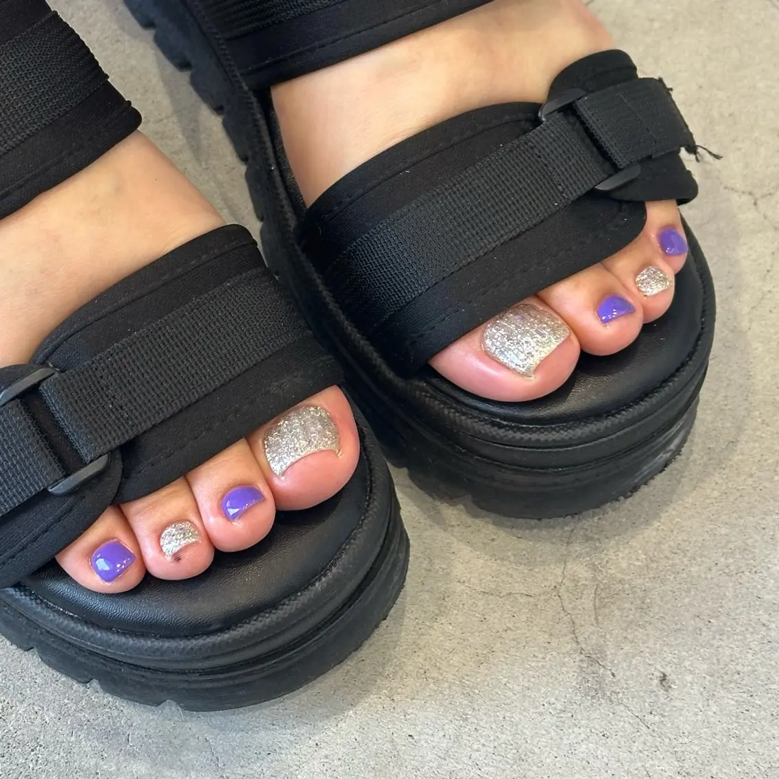 ネイル フットネイル sign  nail hinataのネイルデザイン