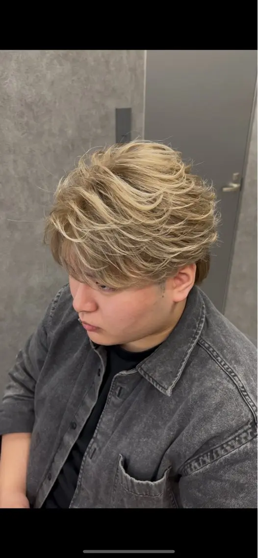 ショート パーマ メンズ フェザーパーマ メンズパーマ ショートヘア メンズウルフ特化🐺 🔥長山耕大🔥のヘアスタイル