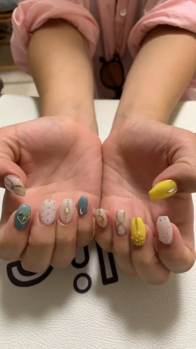 ネイル ハンドネイル しょう えんきんのネイルデザイン