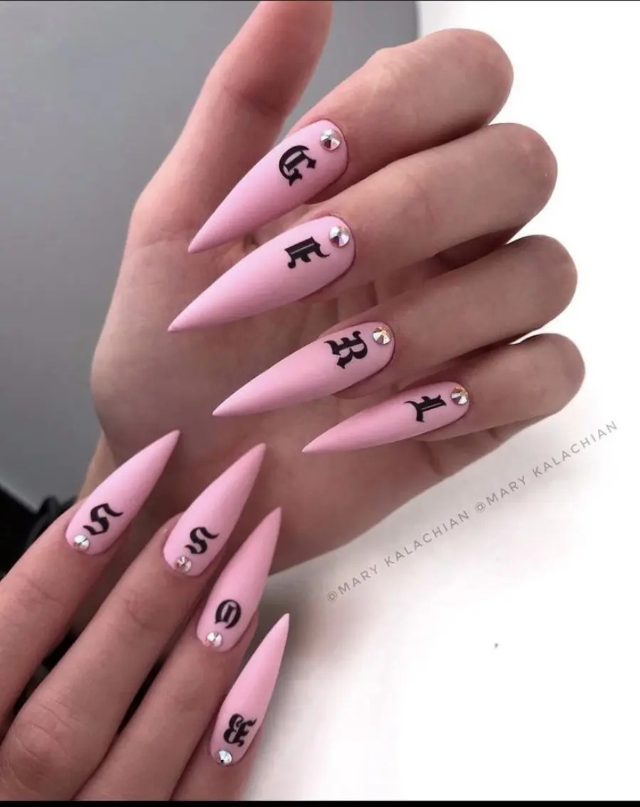 ネイル ハンドネイル HAPPI NAIL CALINのネイルデザイン