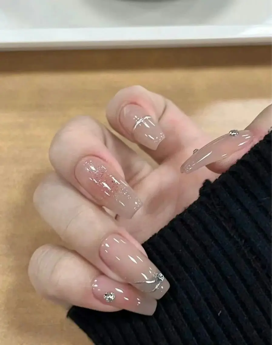 ネイル フレンチネイル ジェルネイル マグネットネイル 持ち込み ニュアンスネイル ハンドネイル Ribbonnail salonのネイルデザイン