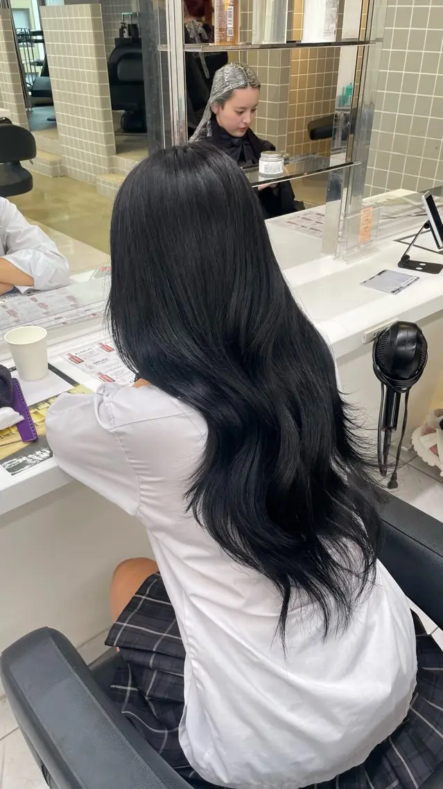ロング カラー カット ヘアカラー 🖤暗髪グレージュ |透明感カラー ゆりのヘアスタイル