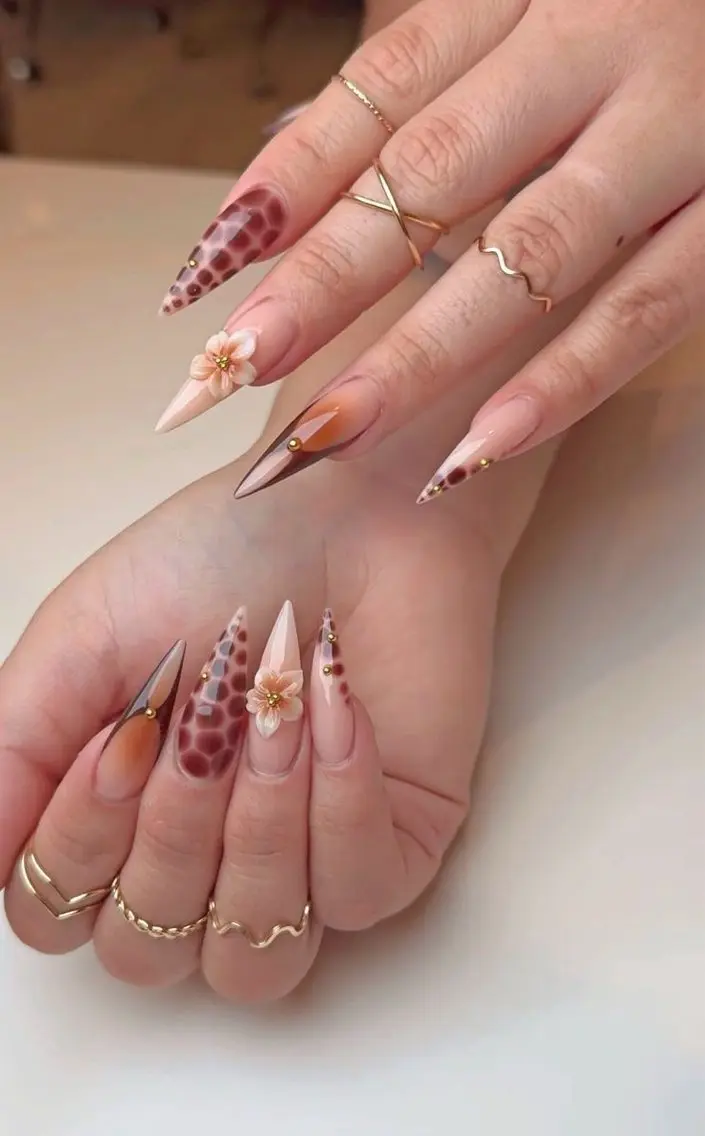 ネイル 韓国ネイル マグネットネイル 持ち込み ハンドネイル Dyo Nail_Royalのネイルデザイン