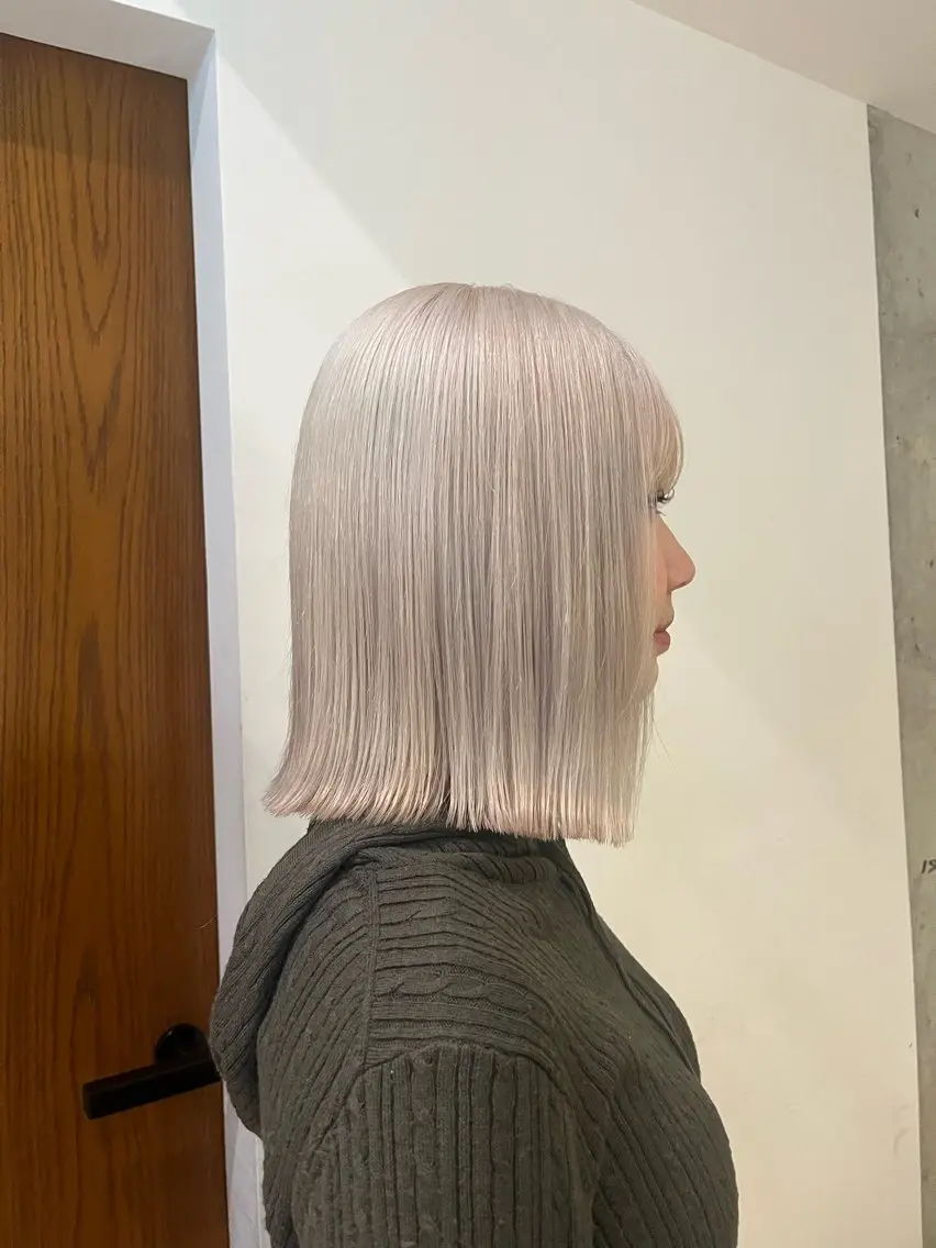 ミディアム ヘアカラー ハイトーン RINO🌺のヘアスタイル