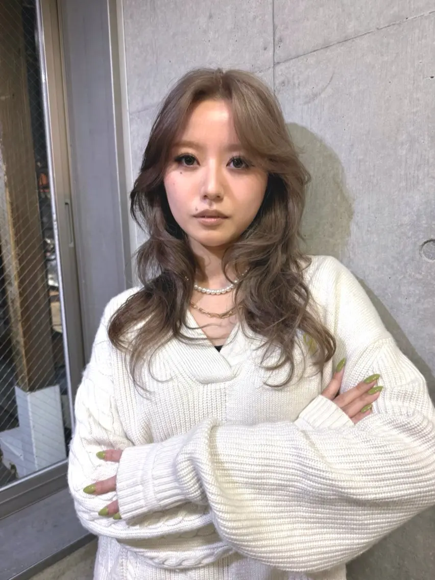 セミロング レイヤーカット レイヤーカット\ウル フ　chinatsuのヘアスタイル