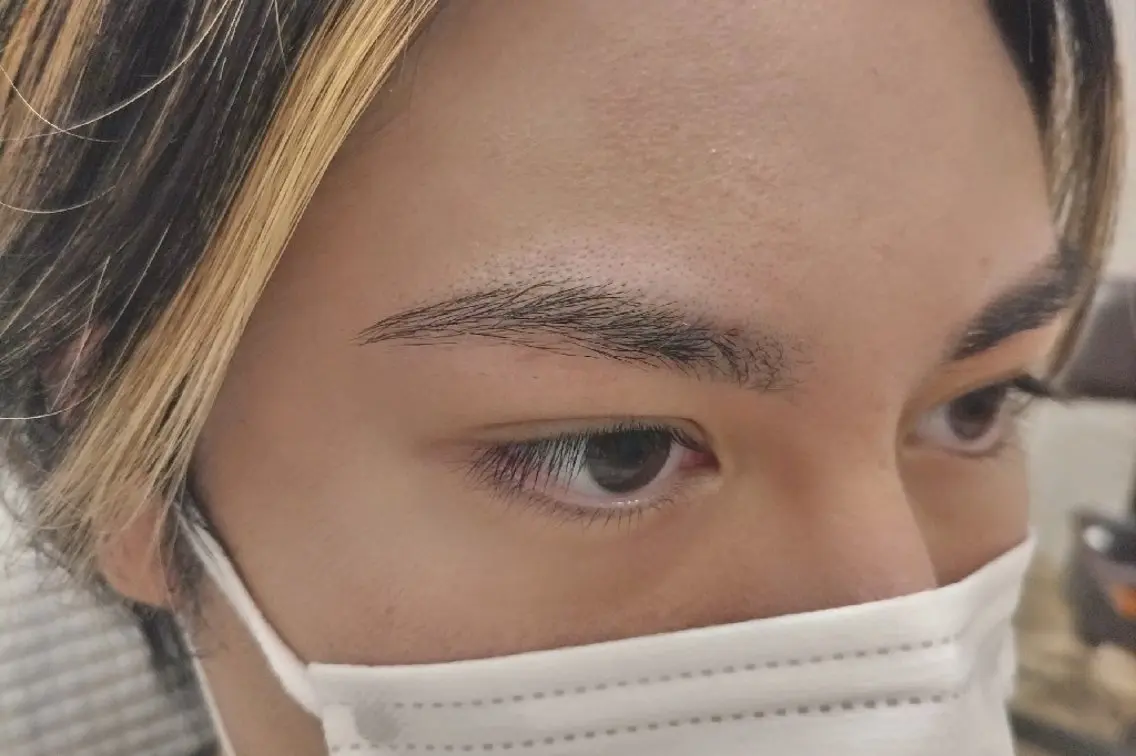アイブロウ メンズアイブロウ 眉毛ワックス脱毛 松下 奈津子のマツエク・マツパデザイン