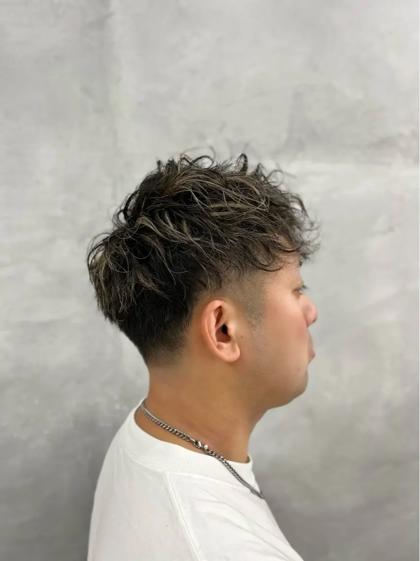ショート パーマ ハイライト カット パーマ ナカジマ ハルカのヘアスタイル