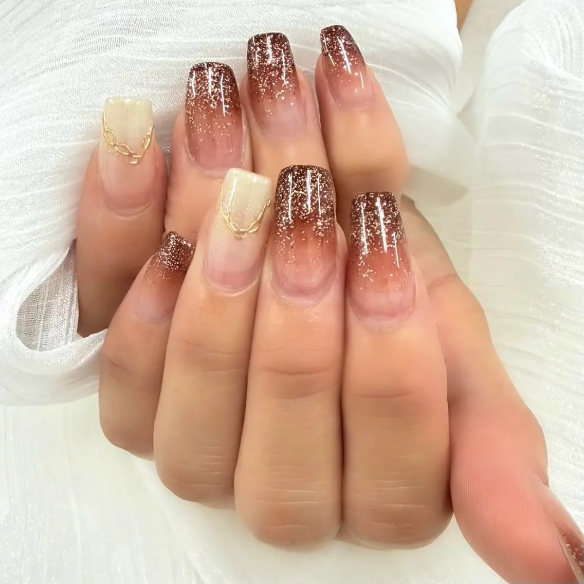 ネイル アートネイル グラデーション ニュアンスネイル Risa セプトアカデミーのネイルデザイン