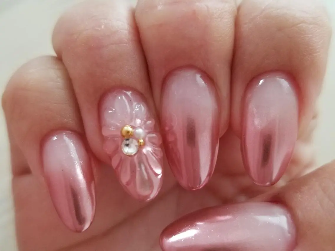 ネイル グラデーション ミラーネイル ハンドネイル em nailのネイルデザイン