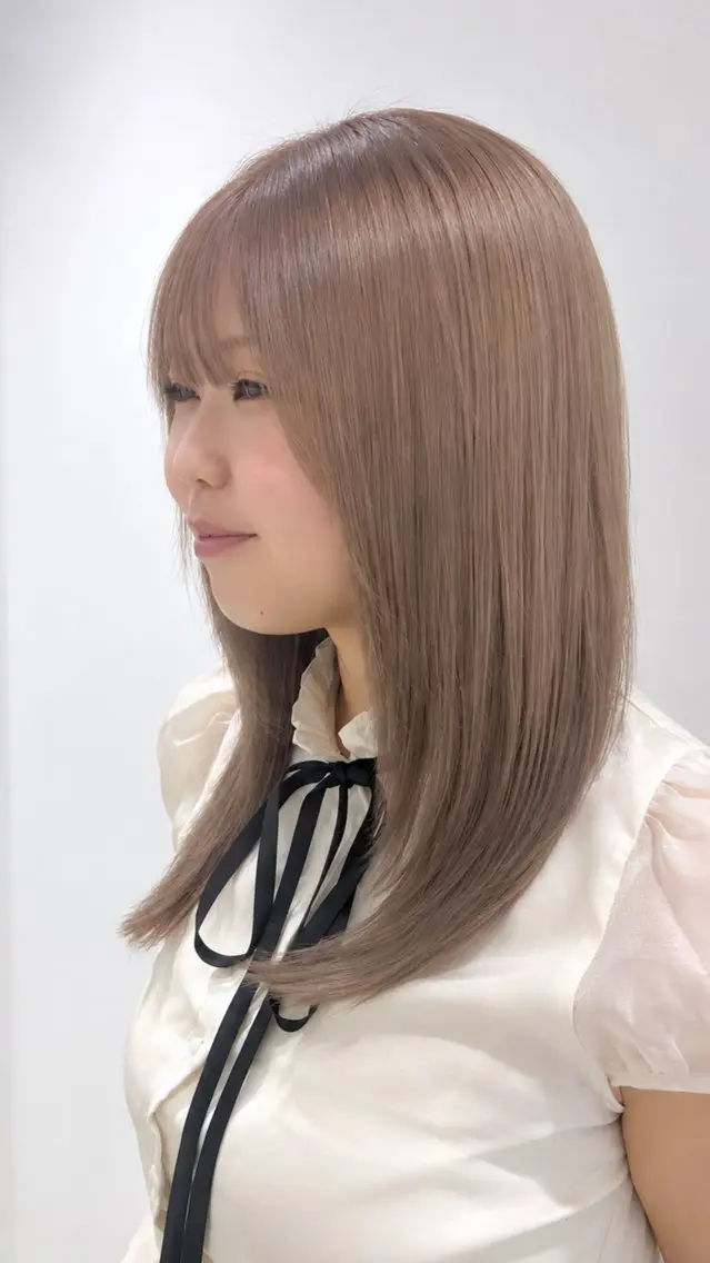 ミディアム ヘアカラー ハイトーン🌟/ 暖色カラー/あこ🎀のヘアスタイル