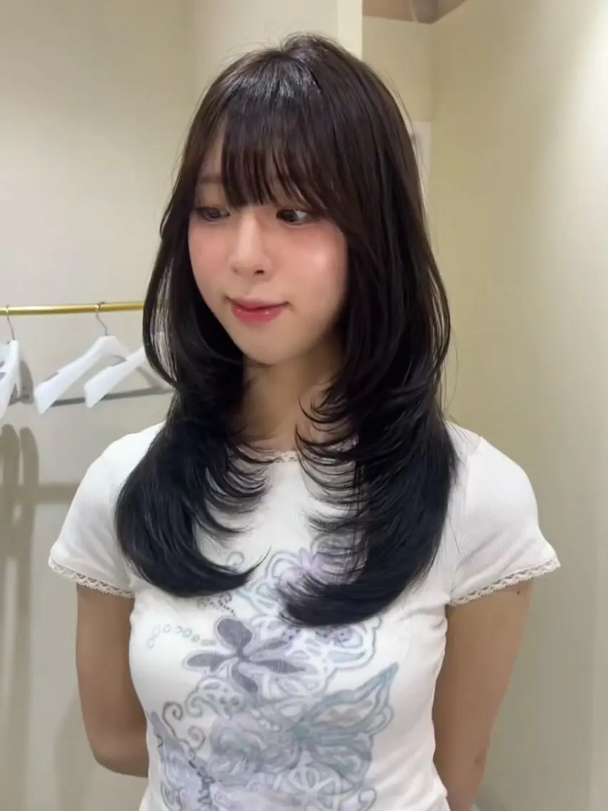 ロング カット ヘアカラー トリートメント hiyori🎀 トレンドレイヤーのヘアスタイル