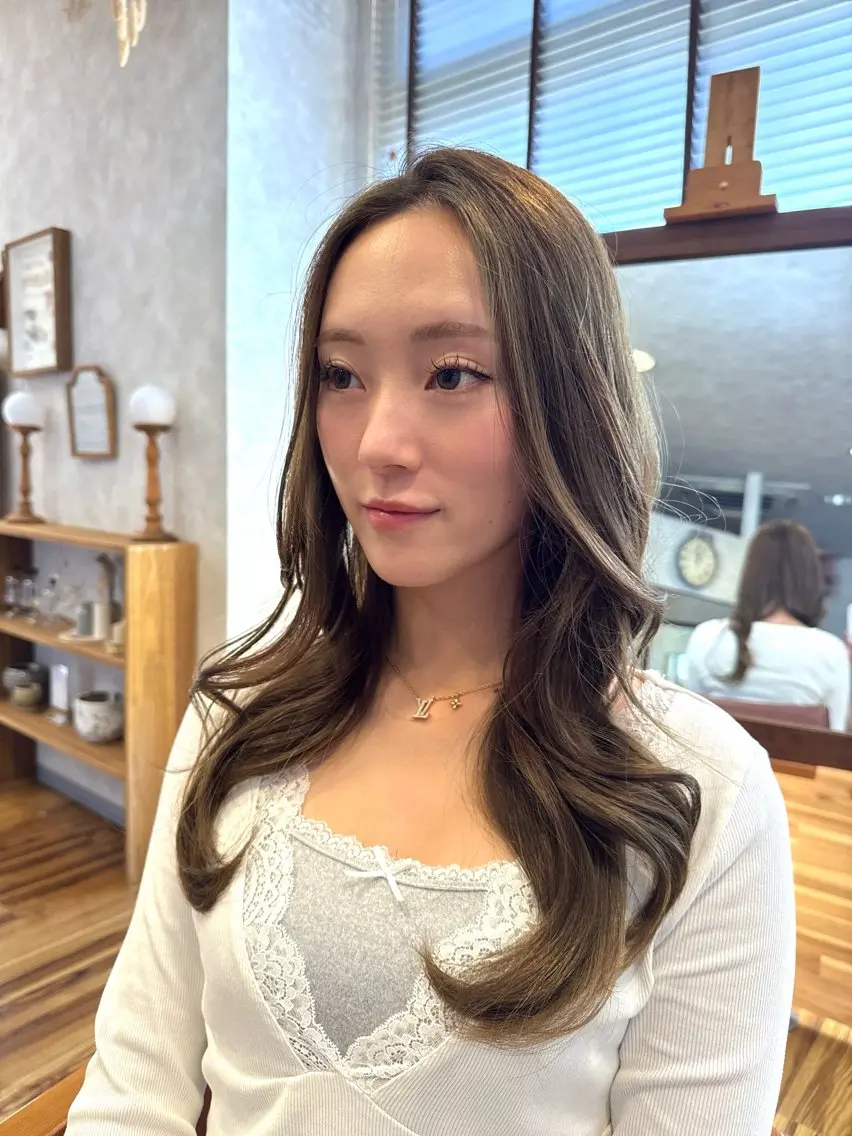 ロング ヘアカラー トリートメント CROCHE クロッシュのヘアスタイル