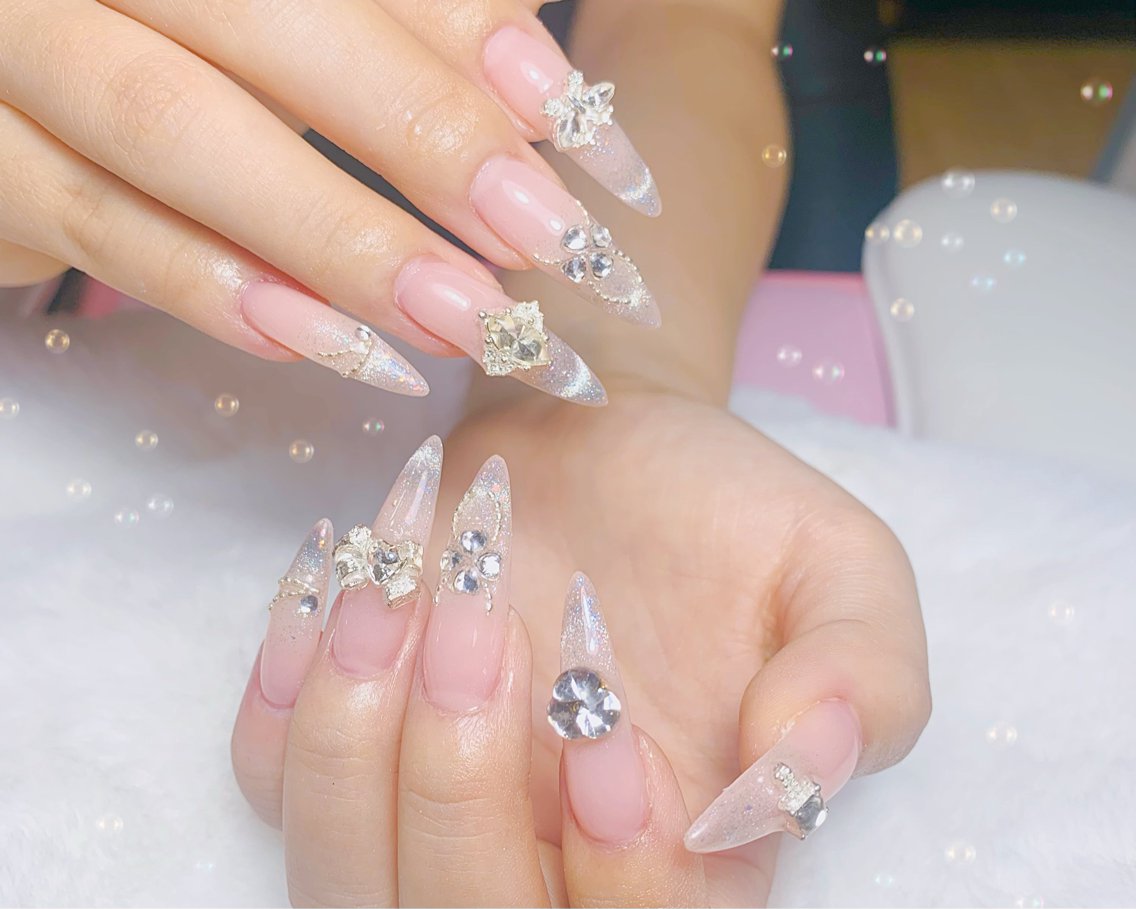 ネイル チークネイル 長さ出し フラッシュネイル フレンチネイル グラデーション ハンドネイル AN NAIL 高田馬場のネイルデザイン