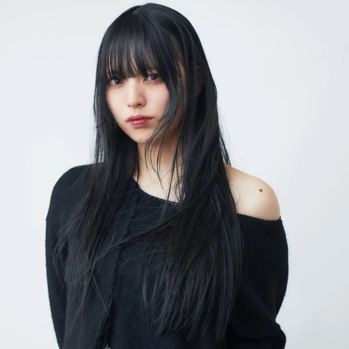 前髪カット+シングルカラー ヘアカラー暗めの写真